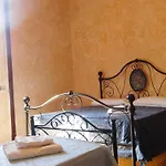 Bed & Breakfast Old Garden Cosenza