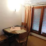 Old Garden Bed & Breakfast