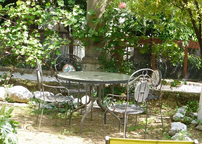 住宿加早餐酒店 Old Garden 3*